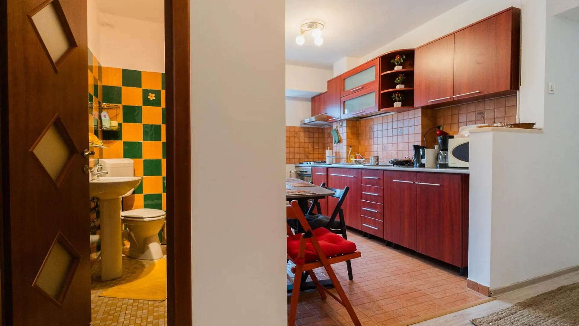 Spacious Stay Near City Center Bucharest Romania