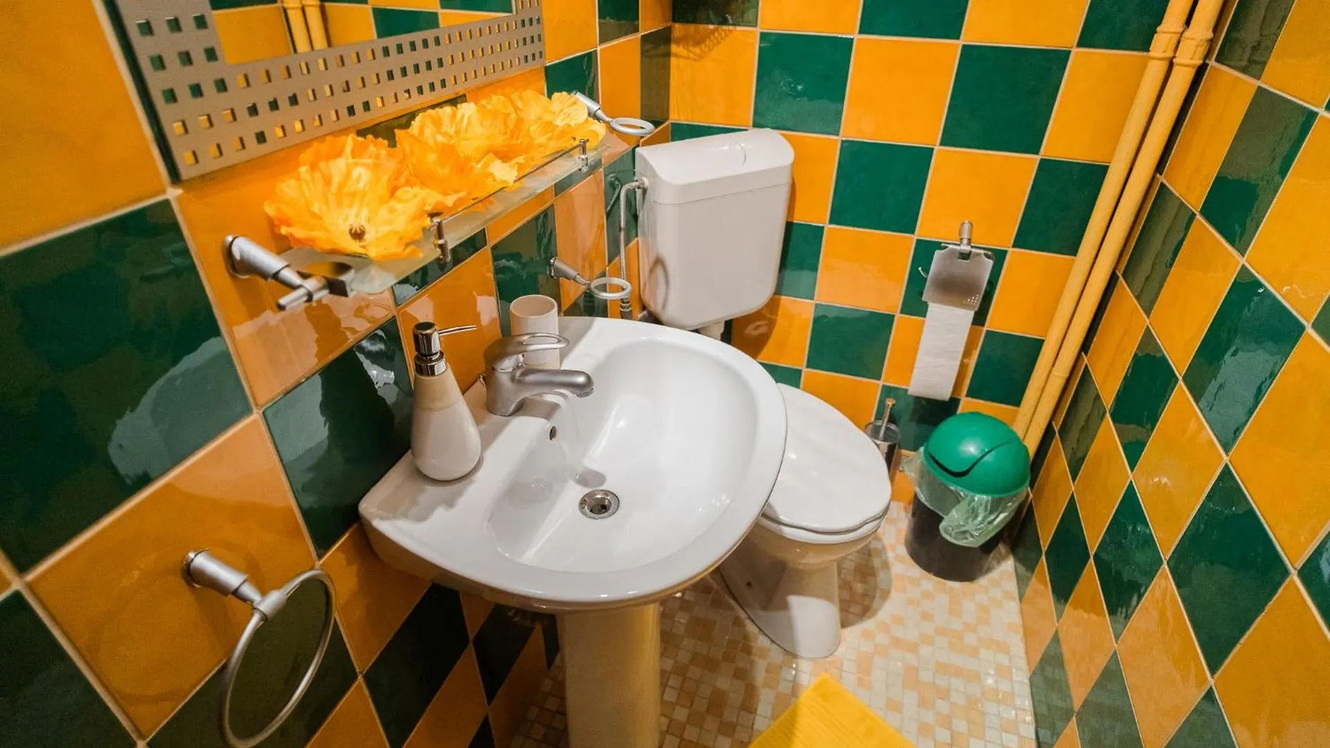 Apartment Spacious Stay Near City Center Bucharest Romania